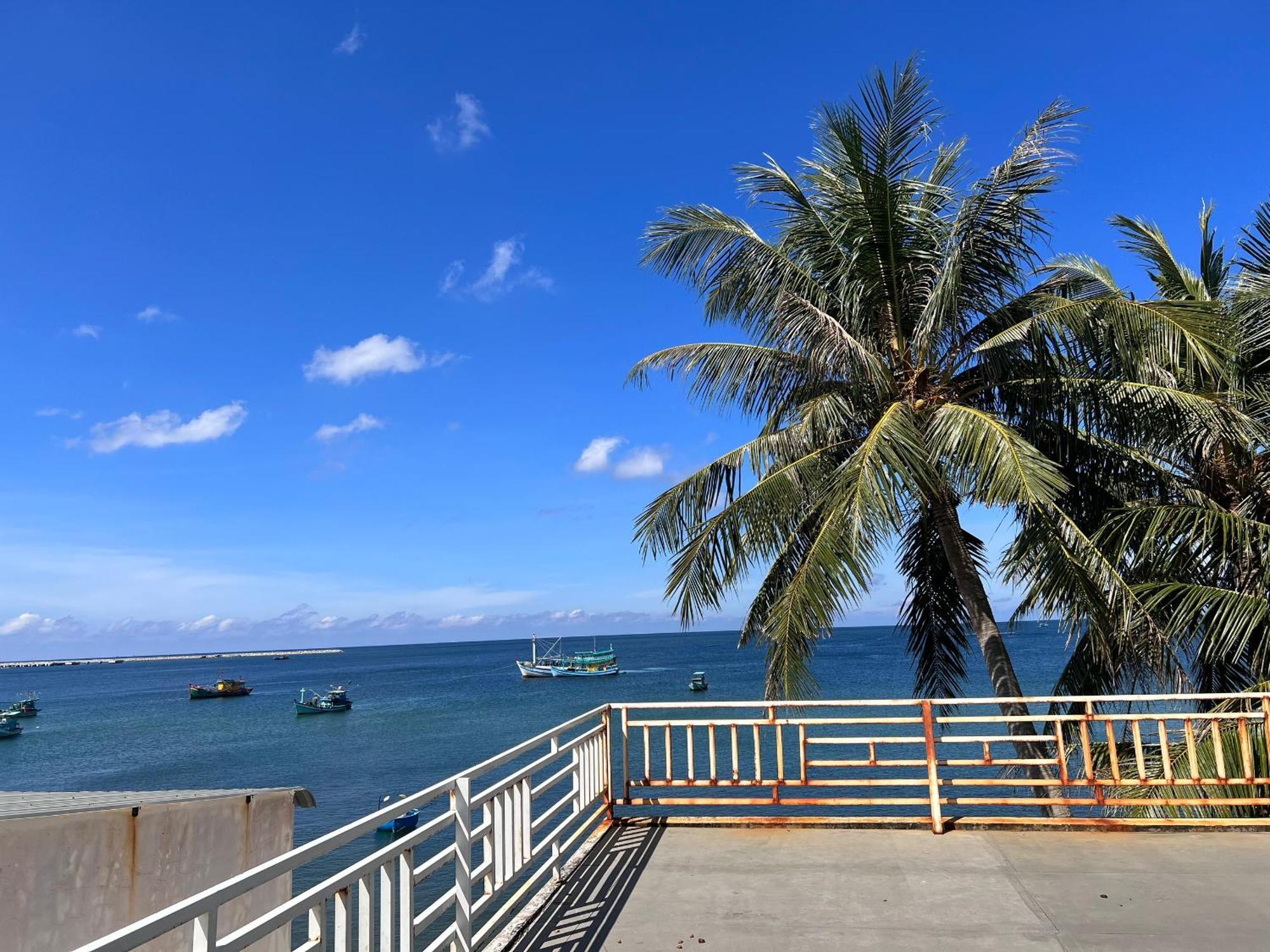 Aparthotel Larina Beach House Phú Quốc Exterior foto